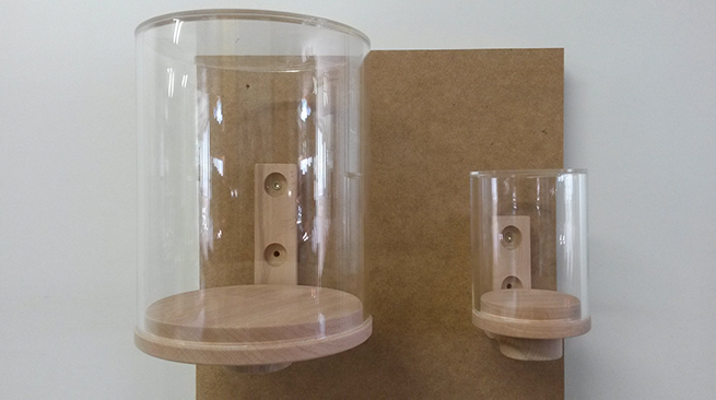 Drehbare Halterung für Acrylglas-Zylinder(Wimmelbild)